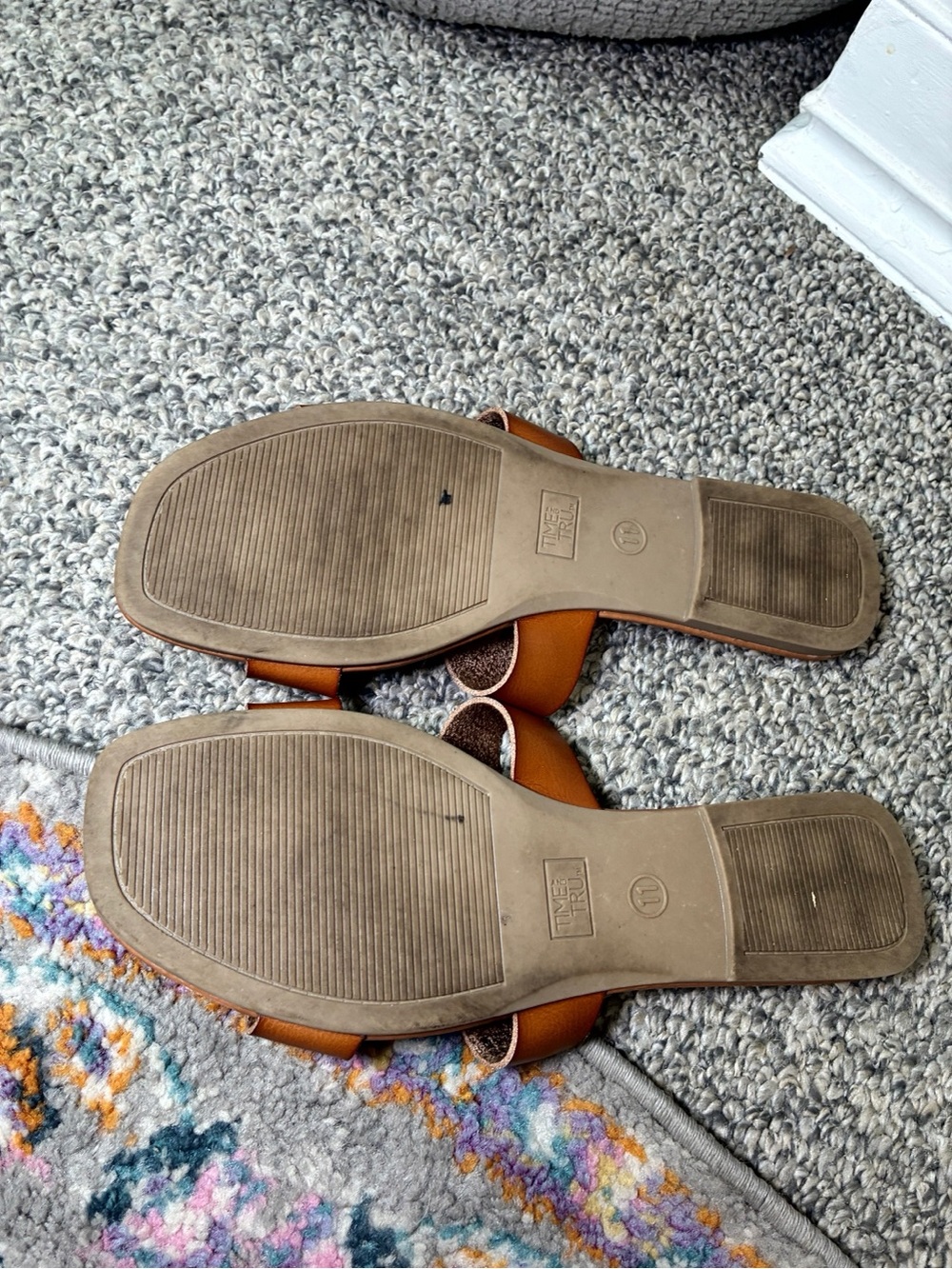 Women’s size 11 like new sandals bundle - 3 pair - Picture 6 of 10